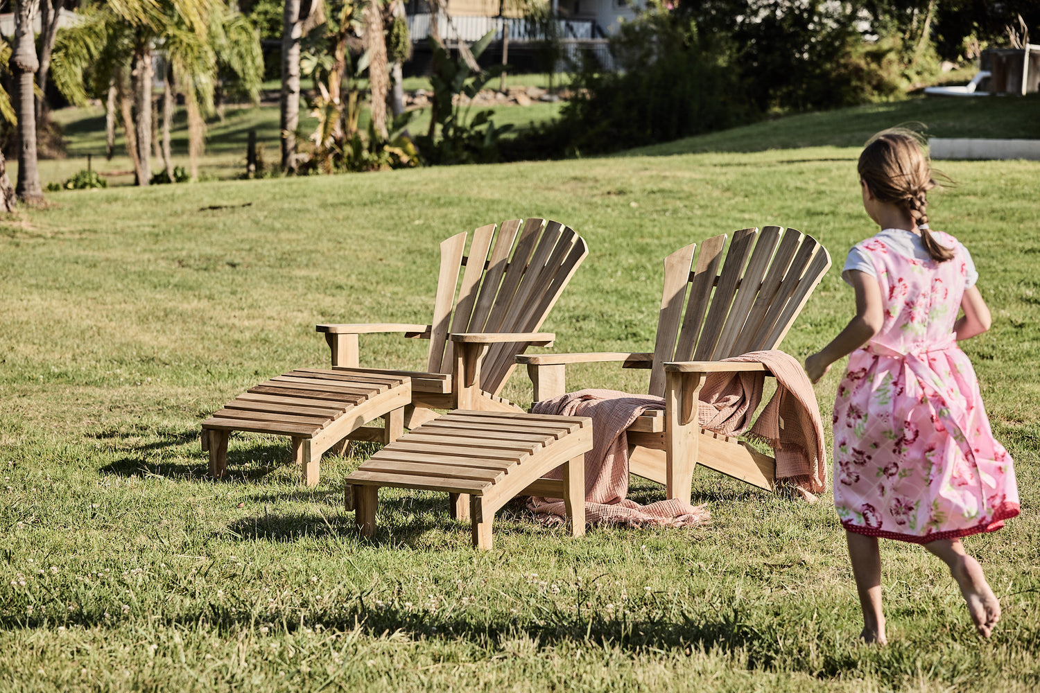 teak outdoor sun chair