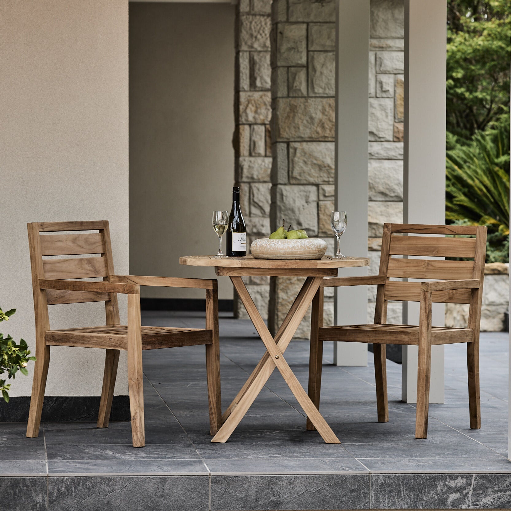 teak 3 piece bistro setting with arm chairs