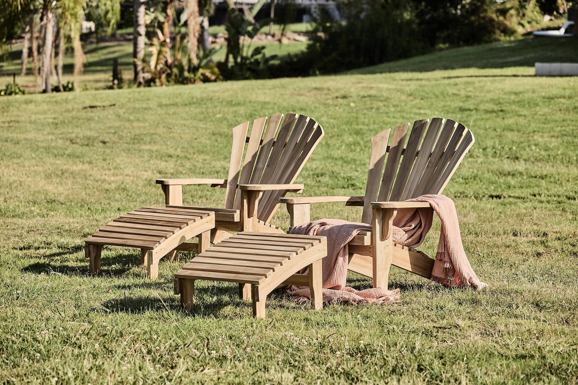 teak sun chairs with foot rest