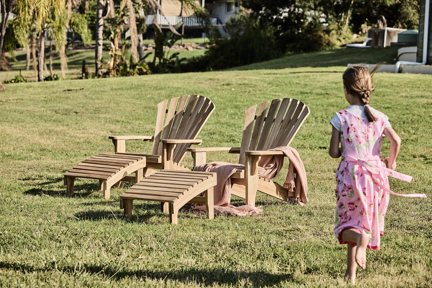 teak sun chairs with foot rest