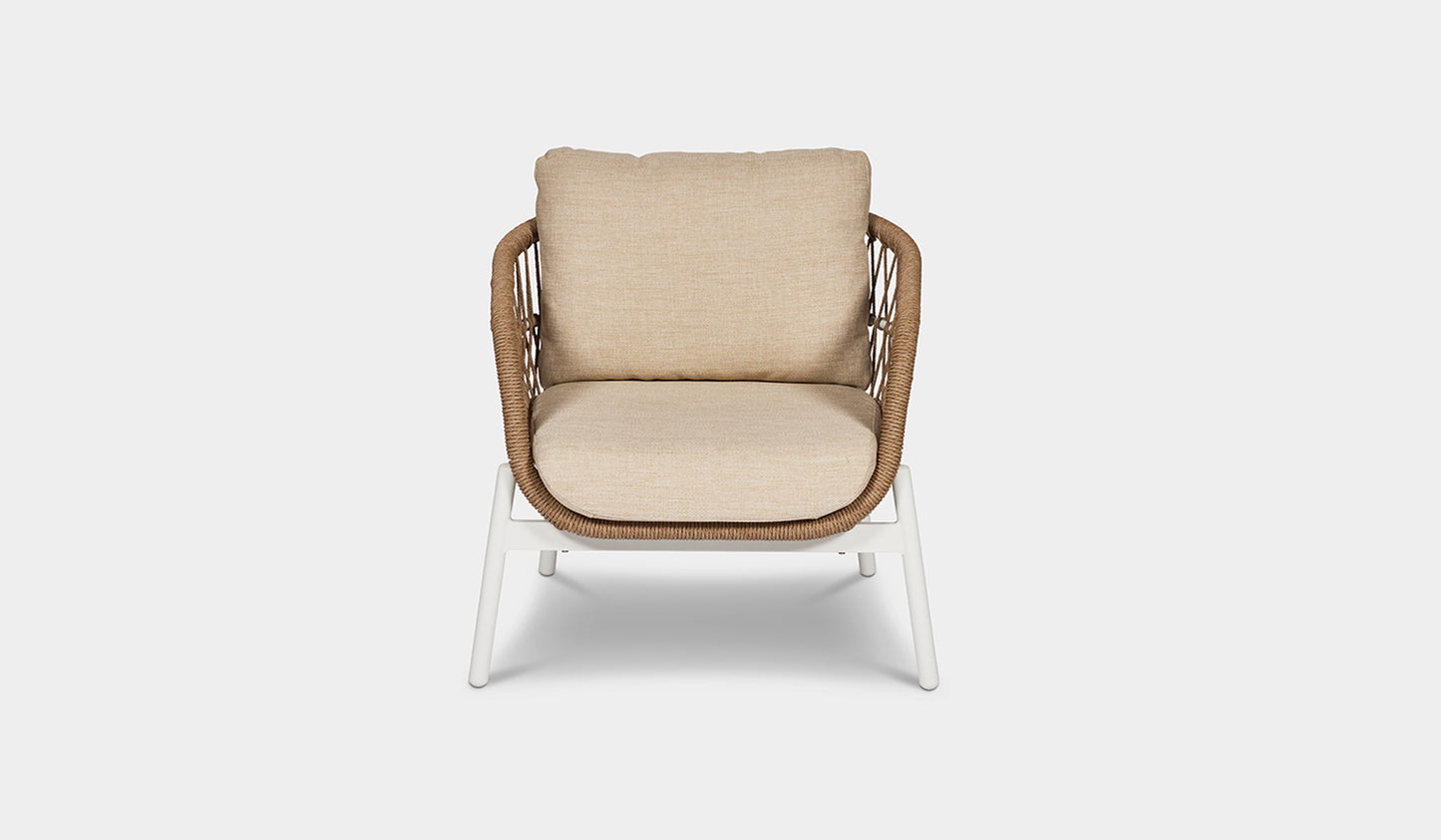 ibiza arm chair in white