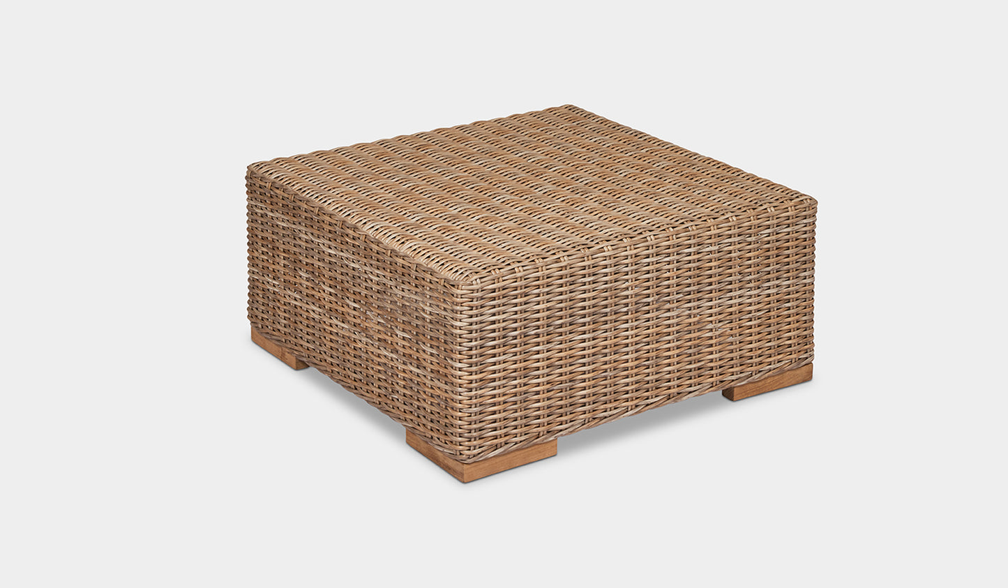 outdoor ottoman wicker