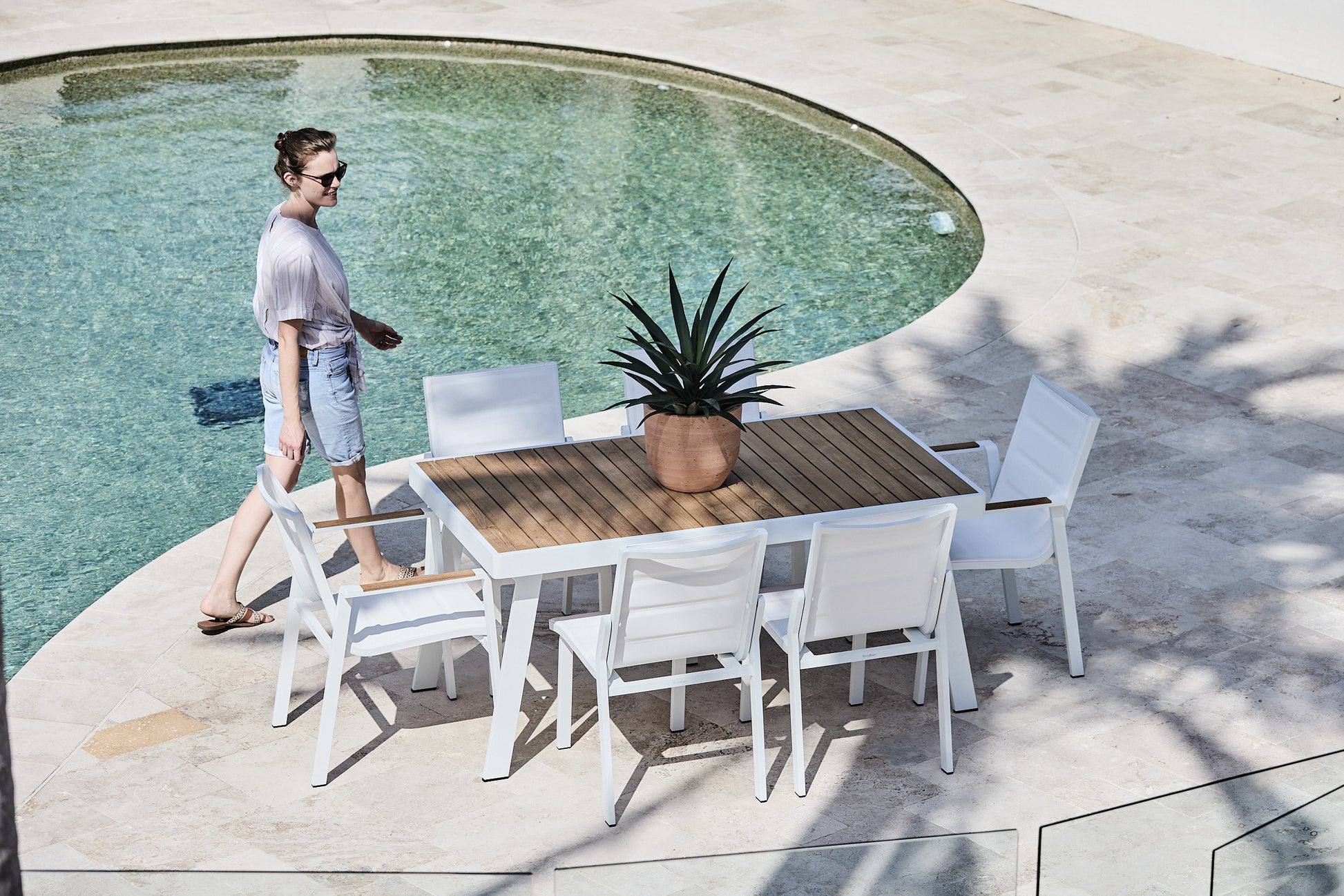 a Small Outdoor Dining Setting in White Aluminium with Teak Table Top