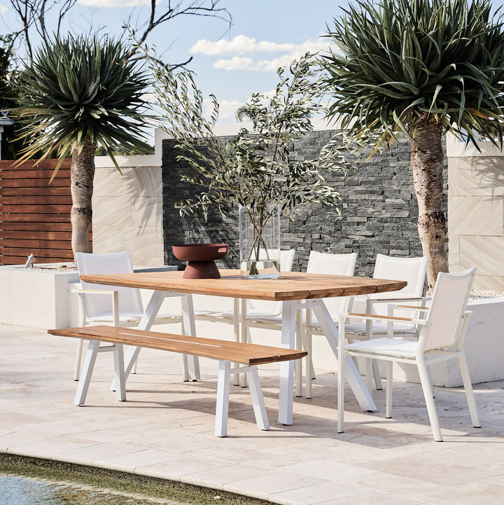 rockdale outdoor setting in white with teak 