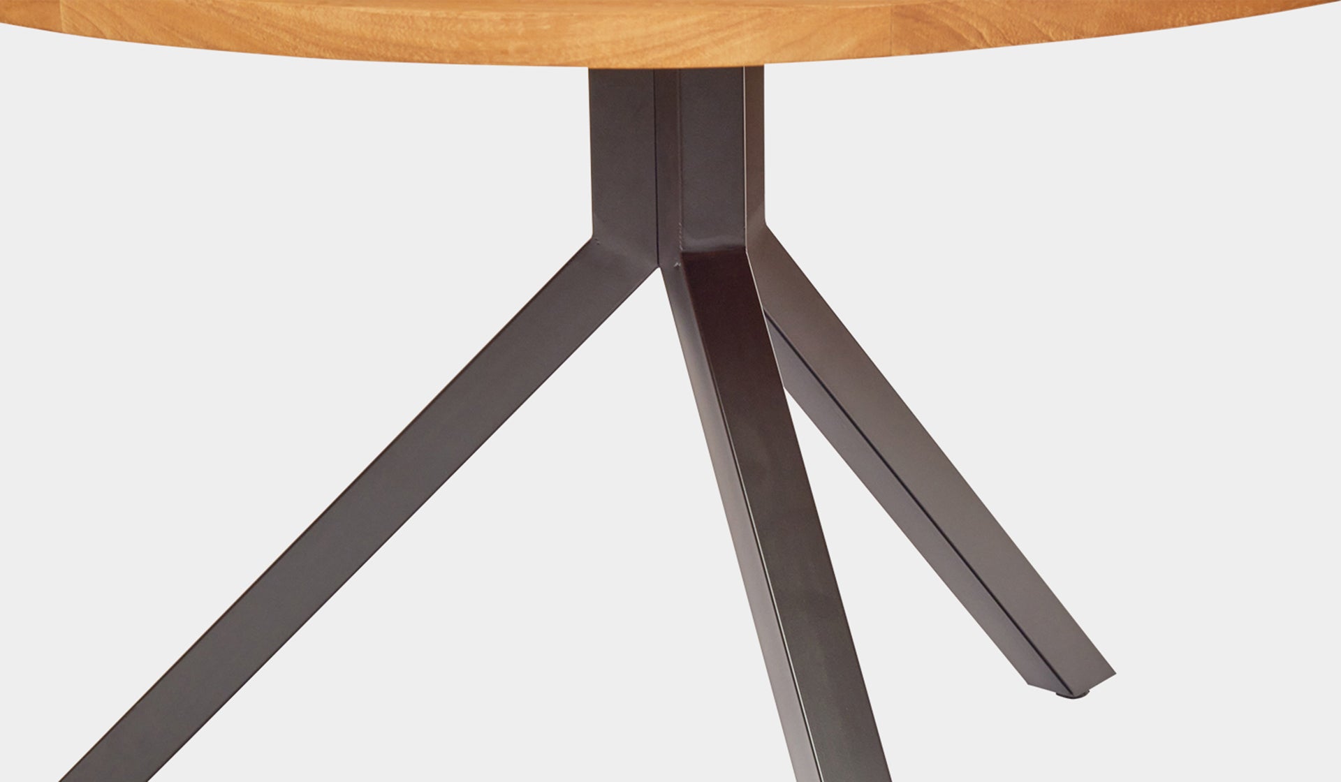 Rockdale Round 120cm Teak Outdoor Table