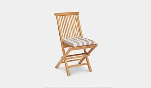 classic folding chair with chair pad