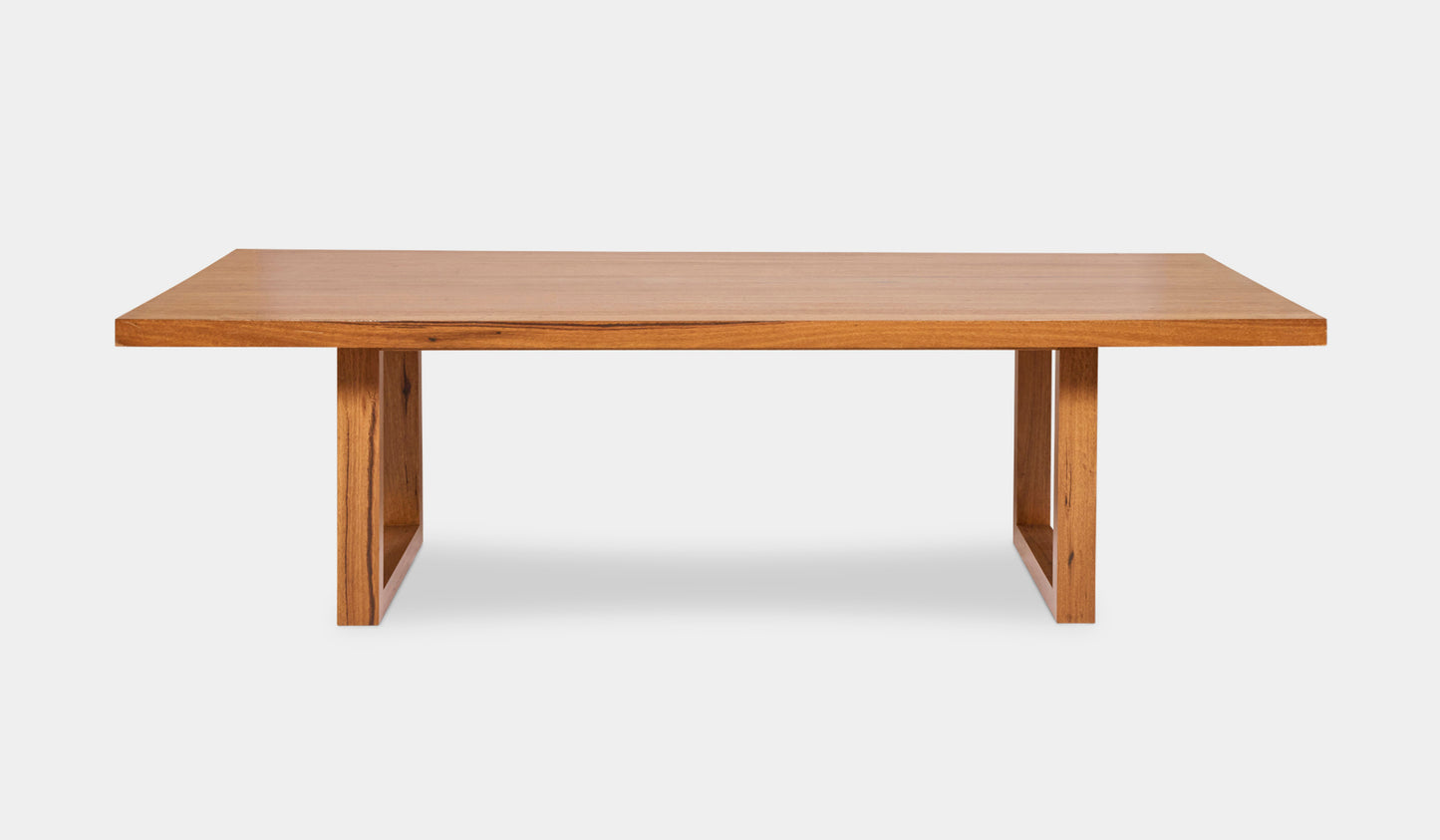 messmate tar dining table