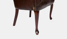 Load image into Gallery viewer, Chesterfield-Leather-Wellington-Tub-Chair-r7