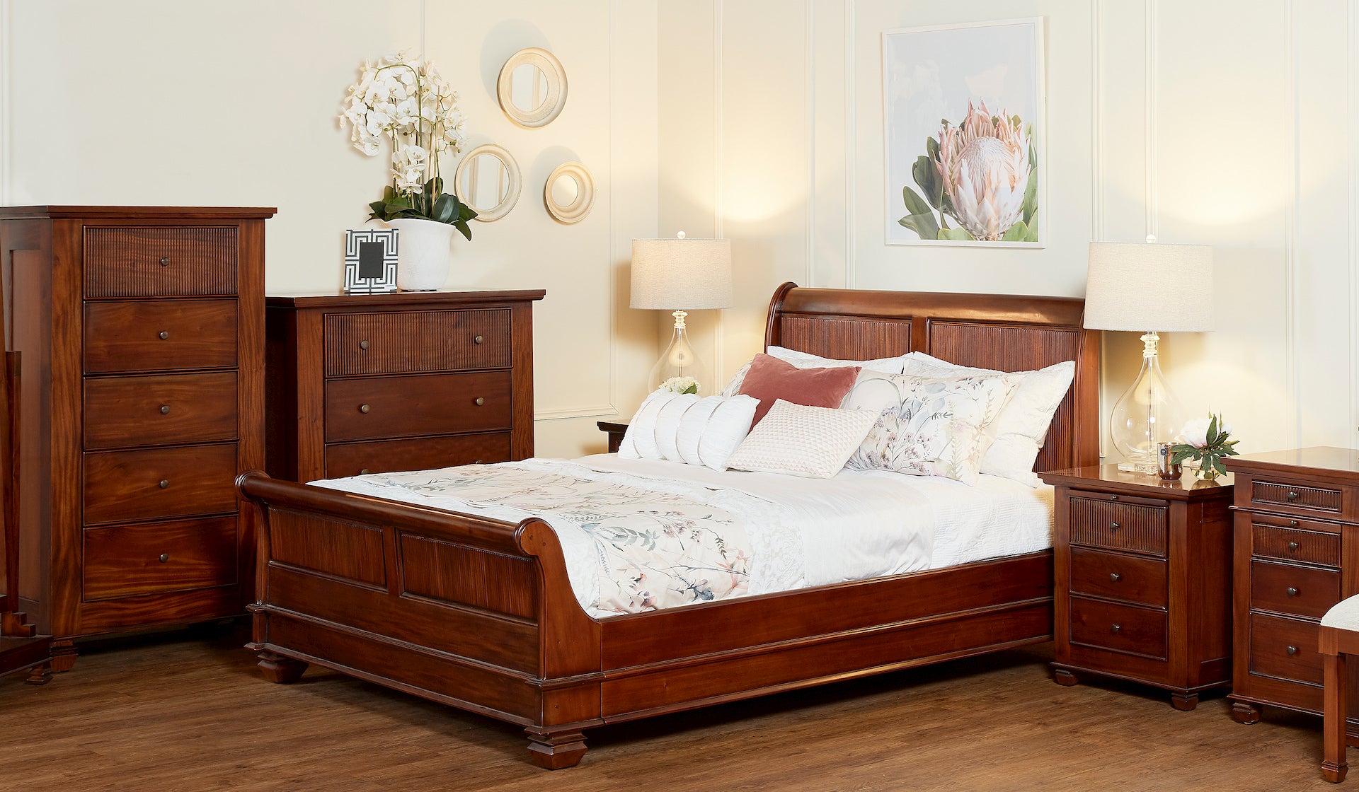 Mahogany-King-Sleigh-Bed-Chelmsford-r2