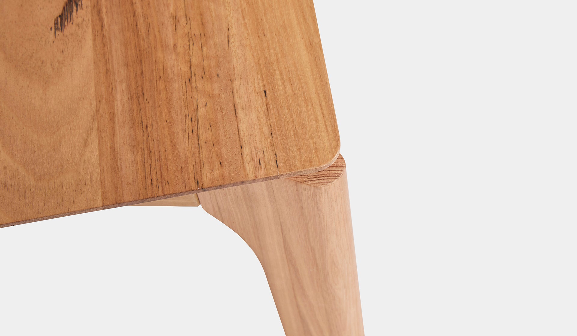 Messmate – Woodbury Furniture