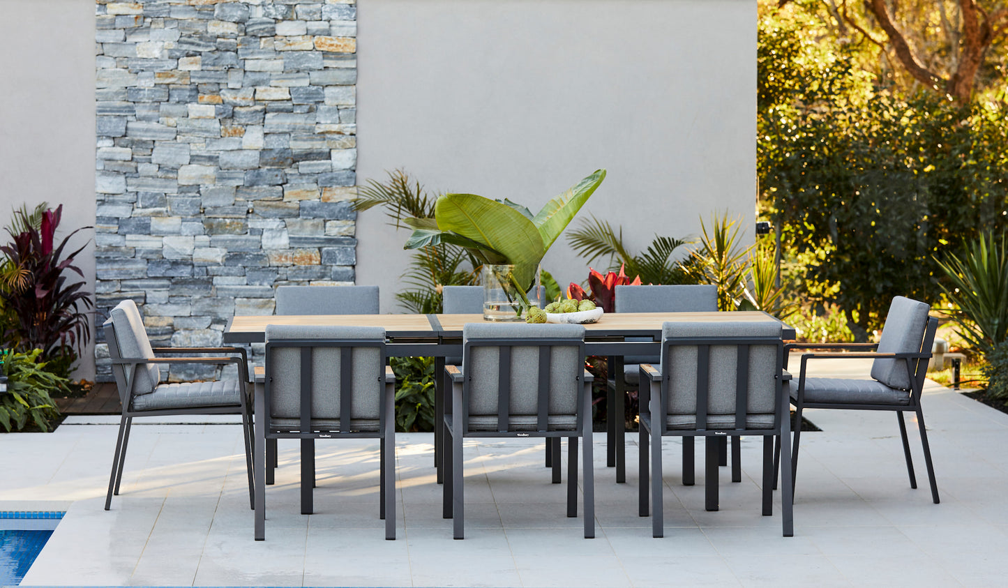 teak and aluminium outdoor set