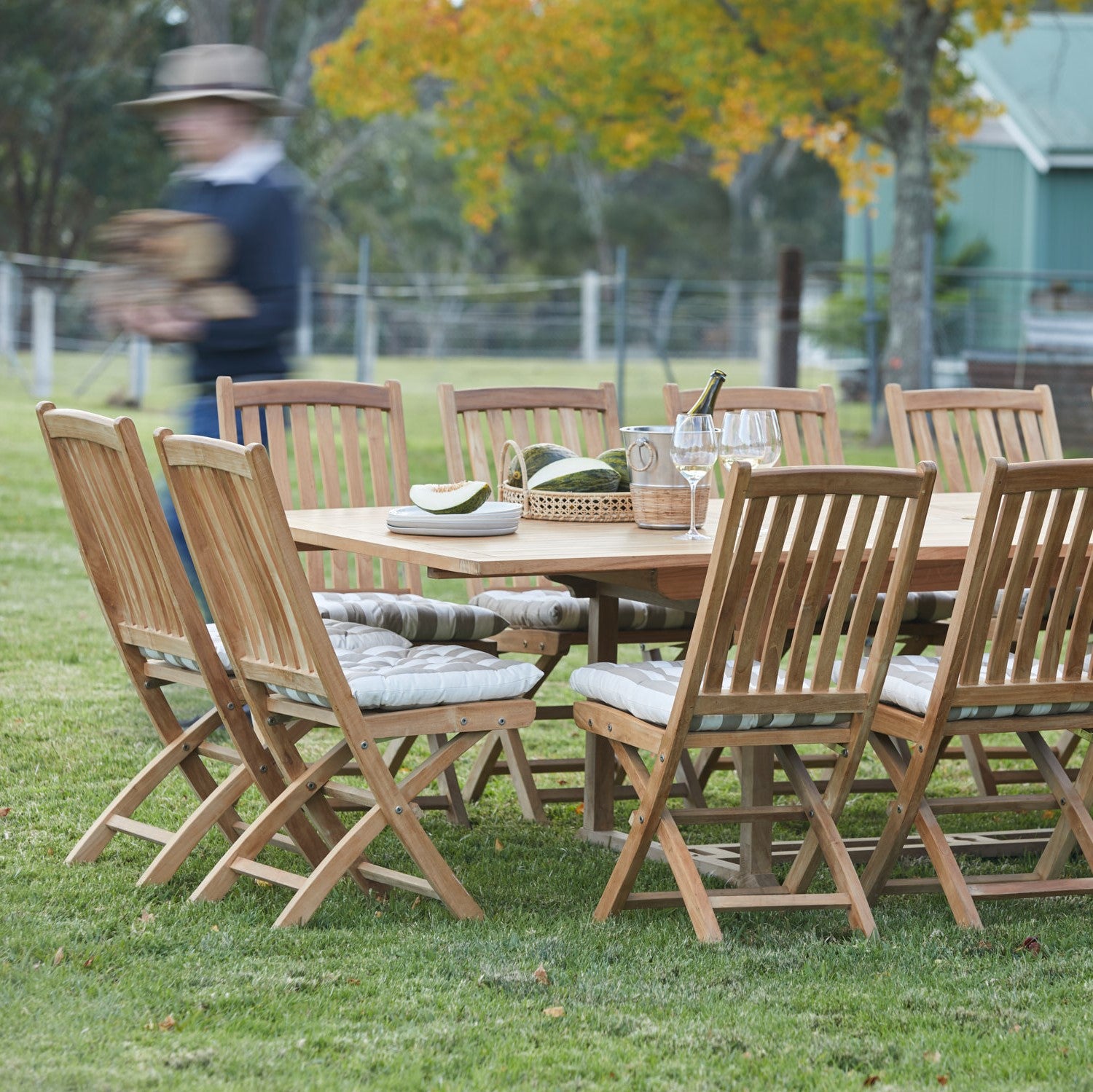 amalfi chair pads on hawkesbury chairs